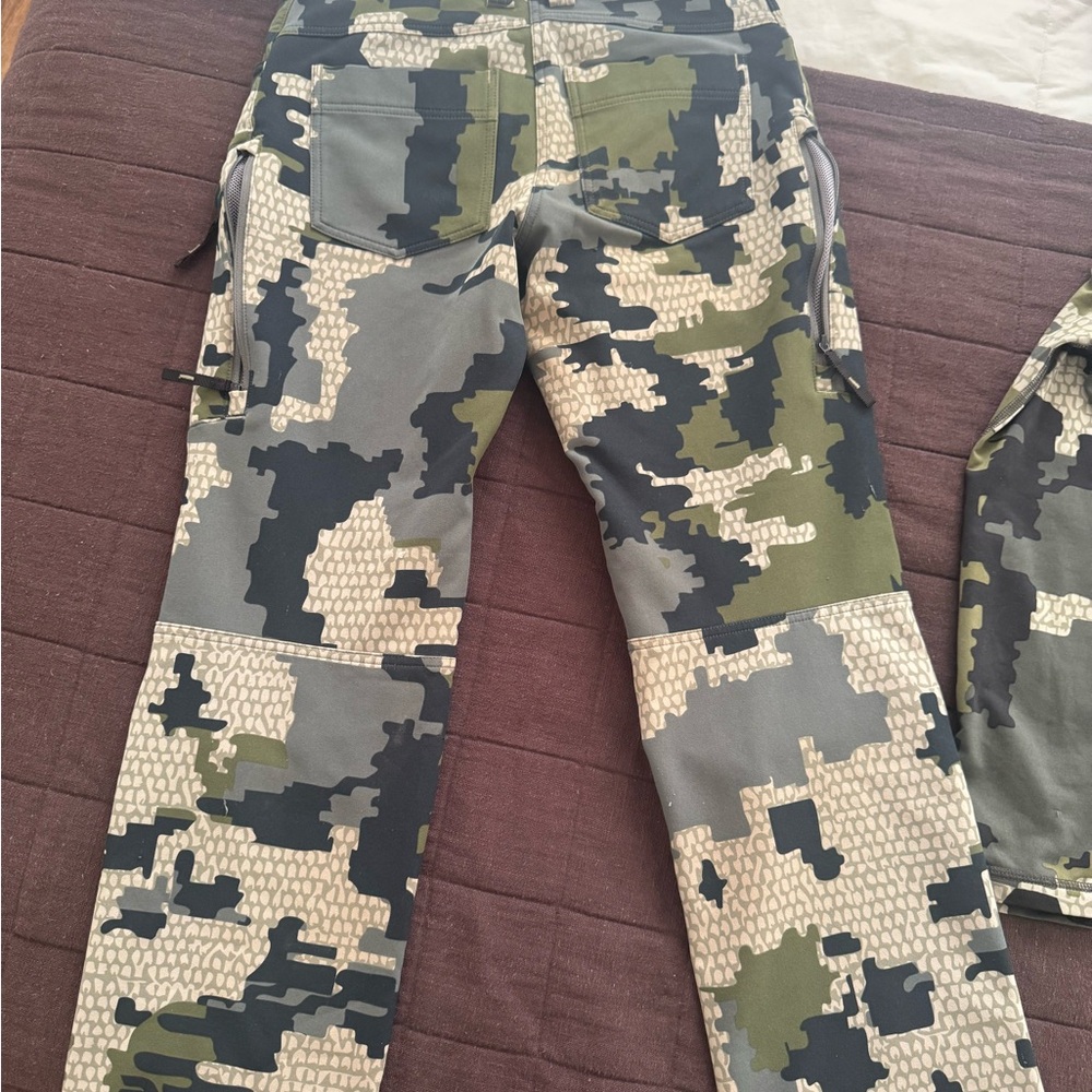KUIU set - Picture 7 of 9
